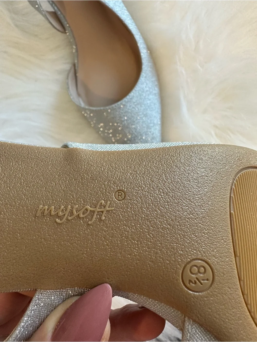 Mysoft Silver Glitter Slingback Kitten Heel Pumps Sz 8.5 NWT